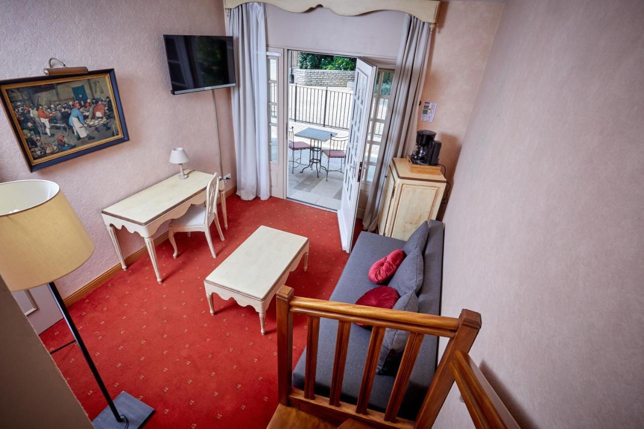 Residence Hoteliere Du Domaine Шабли Екстериор снимка